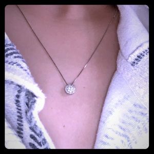 10k White Gold Jared Circle Pendant